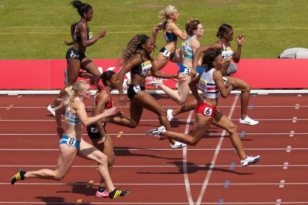 sprint finish line race